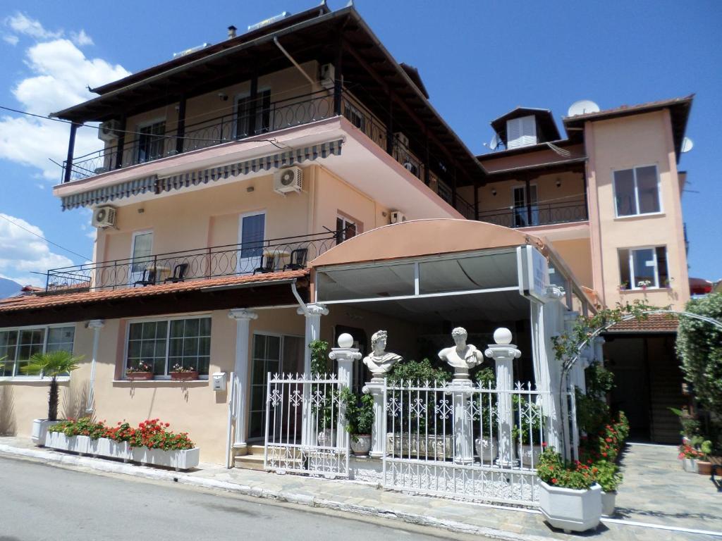 Hotel Dimitra Zeus Лептокария Экстерьер фото